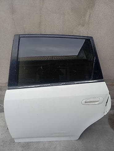 рамки на авто: Дверь Задняя левая Honda, Б/у — 1