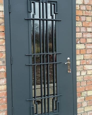 закройный стол бу: Двери для частных домов — 21