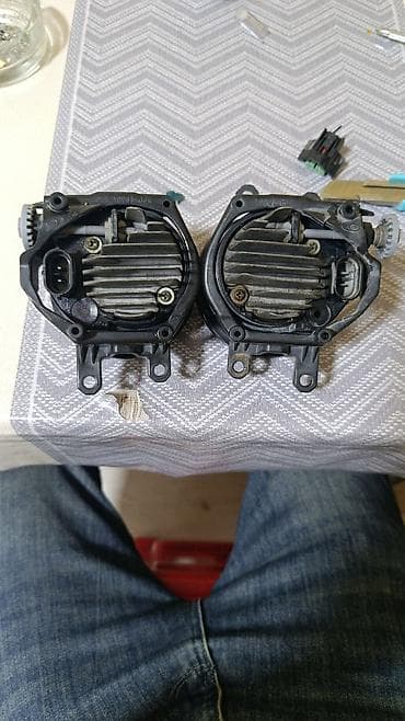 Автокосметика: Туманга каршы фаралар комплектиси Toyota 2021 г., Колдонулган, Оригинал — 2