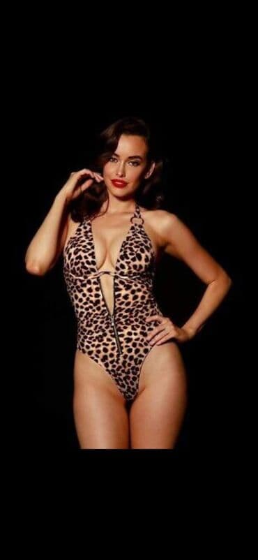 купальники з високою посадкою: Продаю купальник. Пришёл не по-размеру, бирку сорвала, но он новый — 1