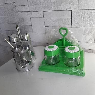 third edition solution: Два набора для специй. Зеленый новый, серебристый б/у в очень хорошем — 1