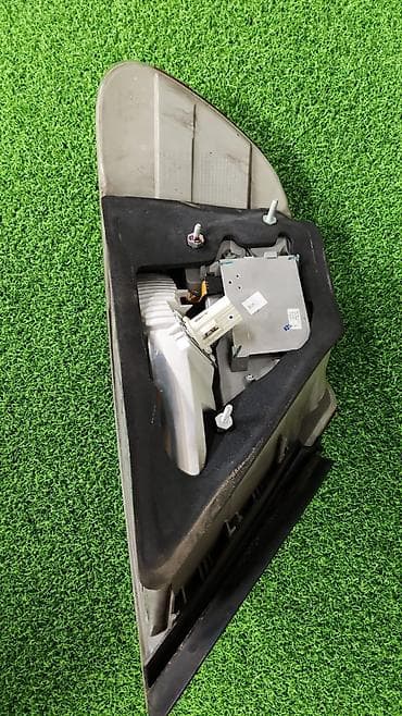 bmv e: Фонари Е65 рест . Белый поворотник. 7 год. каждая. В отличном — 8