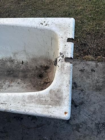 бочок для бани: Чугунная ванна на ножках, классическая прямоугольная форма. Основные — 3