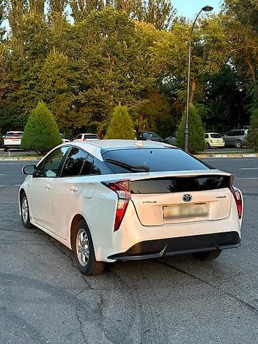 vin code: Toyota Prius: 2015 г., 1.8 л, Автомат, Гибрид, Хэтчбэк — 3
