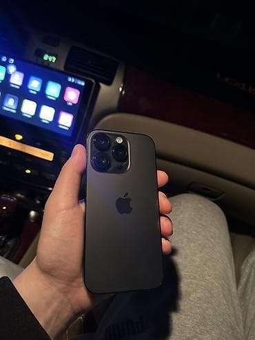 Realme: IPhone 14 Pro, Б/у, Черный, Кабель — 1