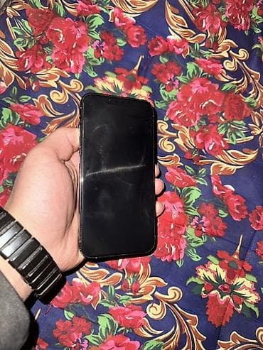 apple whatch 3: IPhone 13 Pro, Б/у, 128 ГБ, Серебристый, 87 % — 2