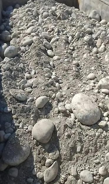 Принимайем грязный грунт Состав и фракции: - Природный песок с