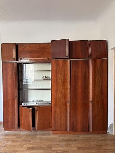 Офисная мебель: Секция шкафов/стенка для гостиной в винтажном стиле. - Материал — 1