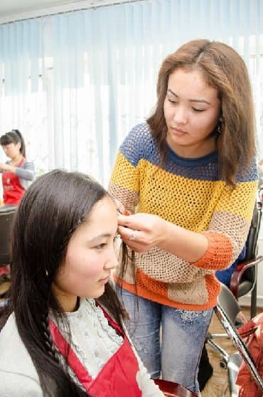 зал для тренировок: Курсы | Курс парикмахеров, Косметологи-визажисты, Мастера депиляции Выдается сертификат, Предоставление расходного материала, Предоставление моделей — 1