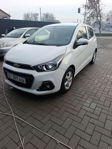 зил водовоз: Chevrolet Spark: 2016 г., 1 л, Автомат, Бензин, Хэтчбэк — 5