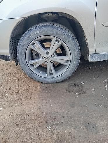 r16 ромашки: Комплект из 4 автомобильных шин зимнего типа. Характеристики: - — 3