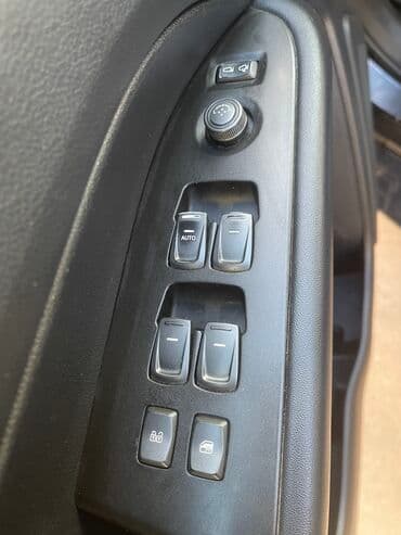 срочно продаю в связи с переездом: Ssangyong Rexton: 2018 г., 2.2 л, Автомат, Дизель, Пикап — 13