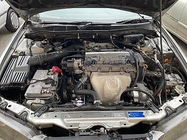 акорт: Honda Accord: 1999 г., 2 л, Бензин, Седан — 10