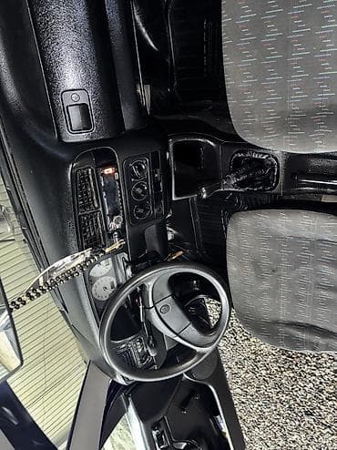 срочно сегодня: Volkswagen Golf: 1995 г. — 10