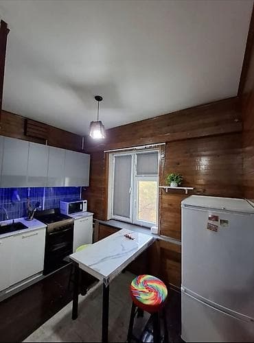 Батирлерди ижарага берүү: 1 бөлмө, 35 м², 105-серия, 4 кабат, Косметикалык ремонт — 1