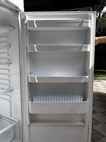 technics rs: Холодильник Indesit, двухкамерный, классический белый цвет. Б/У — 3