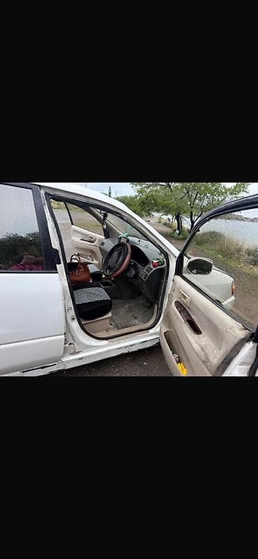 электро автомашины: Toyota Ipsum: 2001 г., Автомат, Минивэн — 4