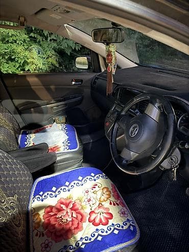 Toyota WISH: 2004 г., Универсал — 7