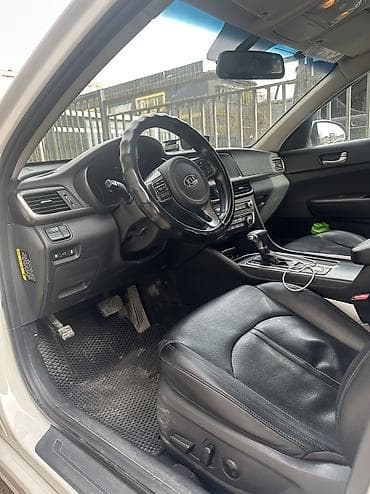 mersedes e211: Kia Ceed: 2016 г., 0.2 л, Автомат, Газ, Седан — 4