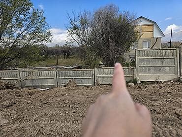 Земельные участки: 17 соток, Для сельского хозяйства — 7