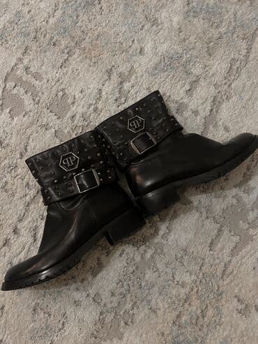 Прокат одежды: Зимние полусапожки с мехом. Б/у но в очень хорошем состоянии. Кожа — 1