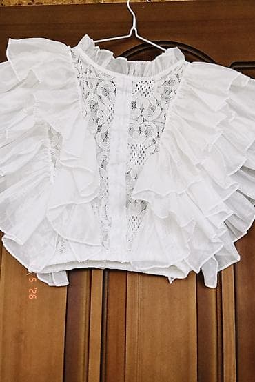 белые кофты: Белая кружевная блуза-топ с пышными воланами - Цвет: белый - Крой — 2