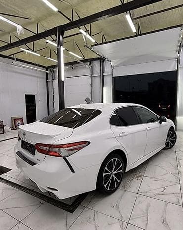 продажы авто: Toyota Camry: 2019 г., 2.5 л, Автомат, Бензин, Седан — 2