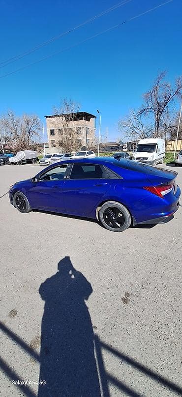 ef m: Hyundai Elantra: 2023 г., Гибрид, Седан — 3