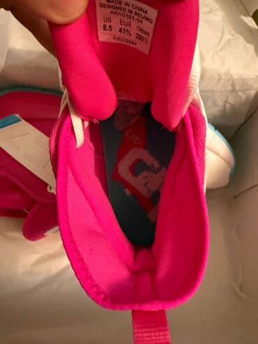 искры для обуви: Кроссовки Li-Ning (баскетбольные новые) 2 пары, цена 4000 за пару - — 4