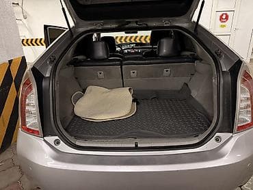 byd e2 2023: Toyota Prius: 2013 г., 1.8 л, Вариатор, Гибрид, Хэтчбэк — 6