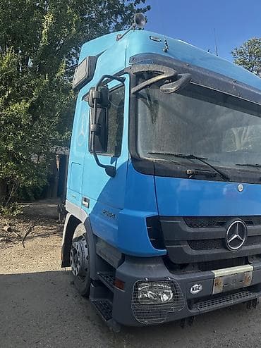 даф daf: Грузовик, Mercedes-Benz — 2