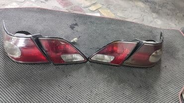 запчасти опель фронтера а: Комплект стоп-сигналов Toyota 2003 г. — 1