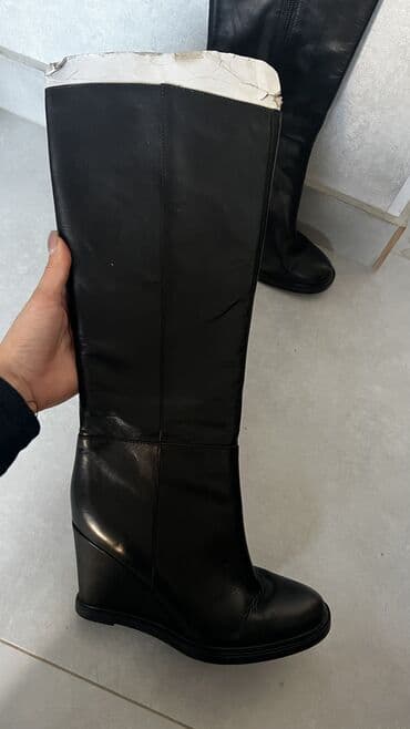 фирменная обувь из италии: Сапоги, 36, Б/у, цвет - Черный, Самовывоз, Платная доставка — 6