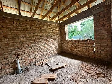 дом на продаж: Срочно продаётся дом с участком в перспективном районе! 📍 Село — 4