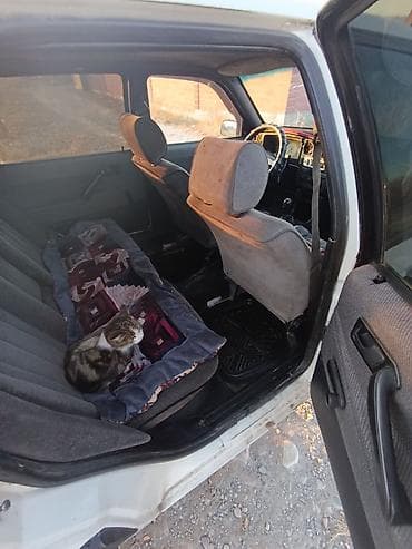 sonata nf: Volkswagen Passat: 1989 г., 1.8 л, Механика, Бензин, Седан — 5