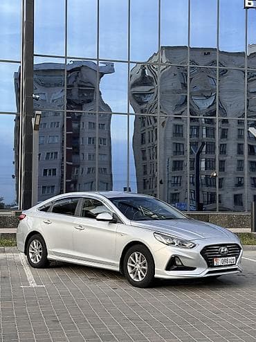 Транспорт: Hyundai Sonata: 2018 г., 2 л, Автомат, Газ, Седан — 1