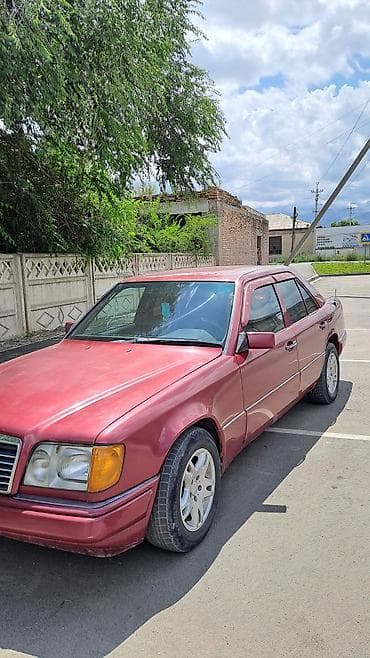 Mercedes-Benz W124: 1994 г., Бензин, Седан