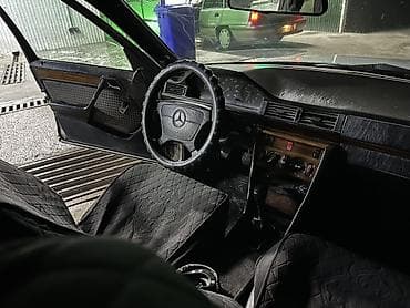 ravon spark: Mercedes-Benz W124: 1993 г., 2 л, Механика, Дизель, Седан — 3