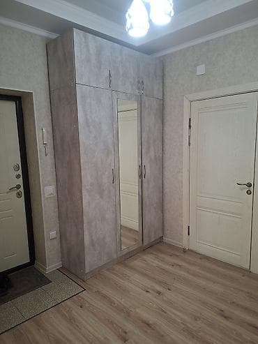 квартиры от застройщика: 3 комнаты, С мебелью полностью — 2