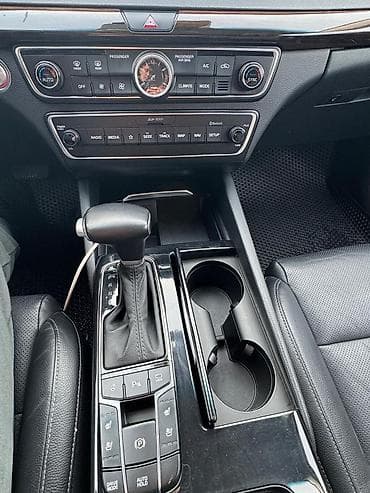 электро дивигител: Kia K7: 2018 г., 2.4 л, Автомат, Бензин, Седан — 9