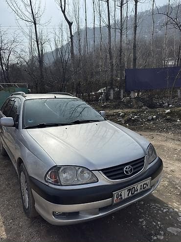 Toyota Avensis: 2001 г., 1.8 л, Ручные, Бензин, Универсал