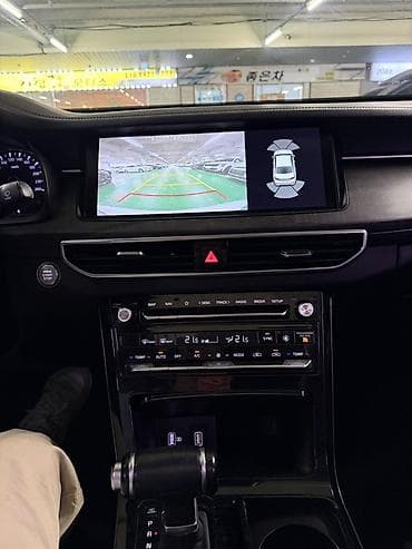 bmw x7 2020: Kia K7: 2019 г., Седан — 5