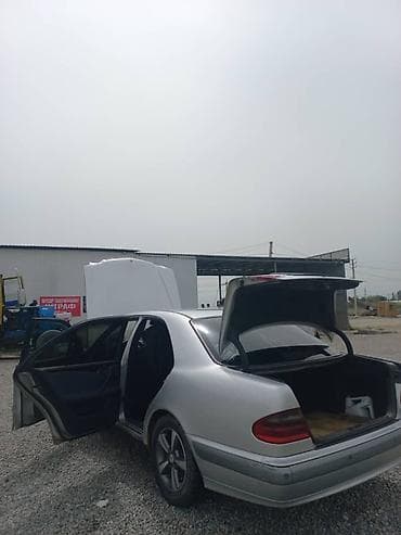 mersedes bens e210: Mercedes-Benz E-Class: 2000 г., 2.2 л, Механика, Дизель, Седан — 5