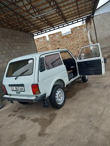 ravon r4: ВАЗ (ЛАДА) 4x4 Нива: 2006 г., 1.7 л, Механика, Бензин, Внедорожник — 1
