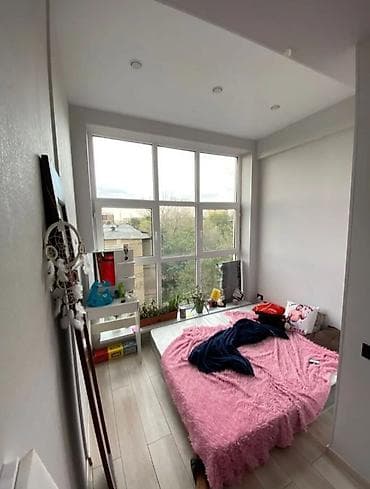 продаются квартира: 1 комната, 42 м² — 6