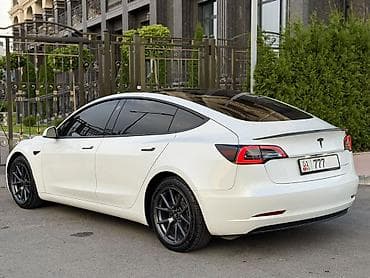 годф 3: Tesla Model 3: 2022 г. — 5