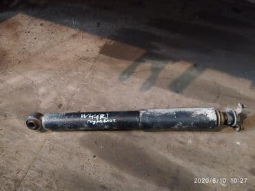 запчасти на мицубиси паджеро 2: Mitsubishi Pajero W44 Амортизатор, Митцубиси Паджеро В44 амортизатор — 1
