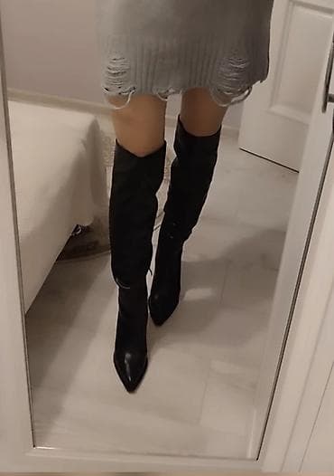 Сапоги: Женские высокие ботфорты, черные, носила 3 раза, думала привыкну что — 5