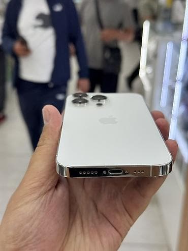 imac mini: IPhone 13 Pro, Б/у, 256 ГБ, Белый, Защитное стекло, Чехол, 77 % — 4