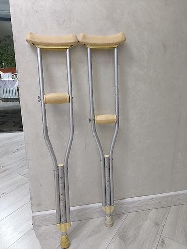 аренда костыли: Костыли размер S. цена 1000 сом — 2